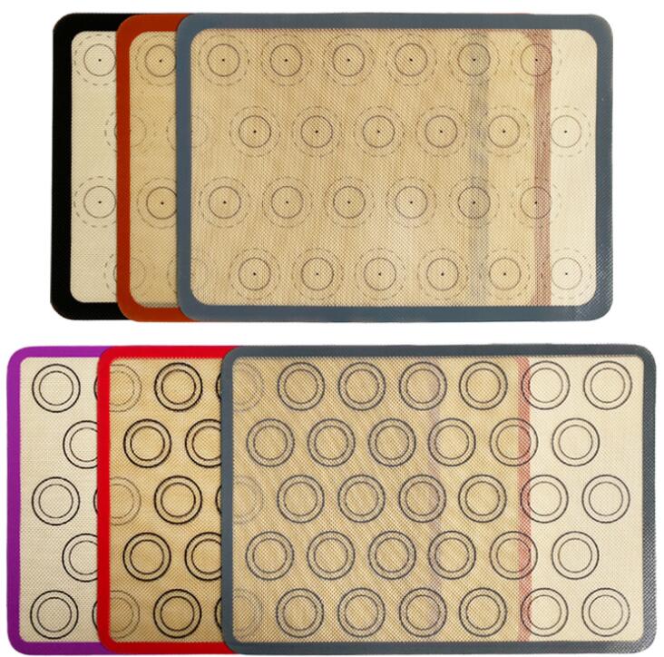 Silicone Macaron Baking Mat 1