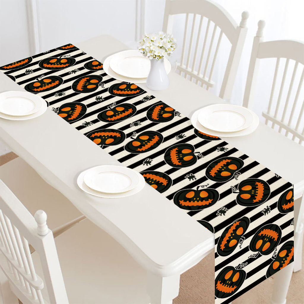 Halloween table runner – view 3