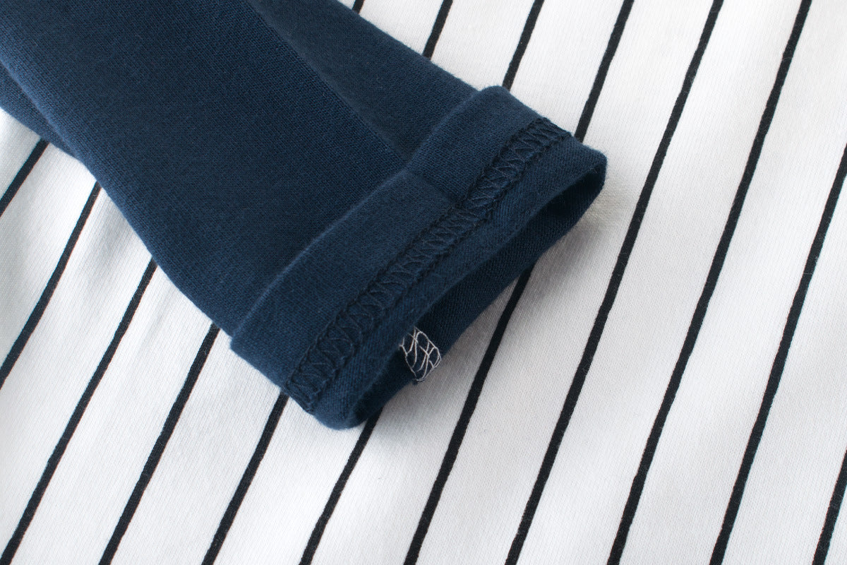 Sleeve and body fabric detail