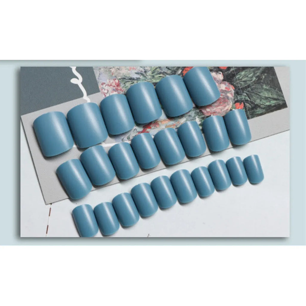Press-on wearable fake nails set for women