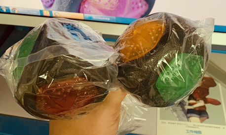 Light-up dog ball in packaging