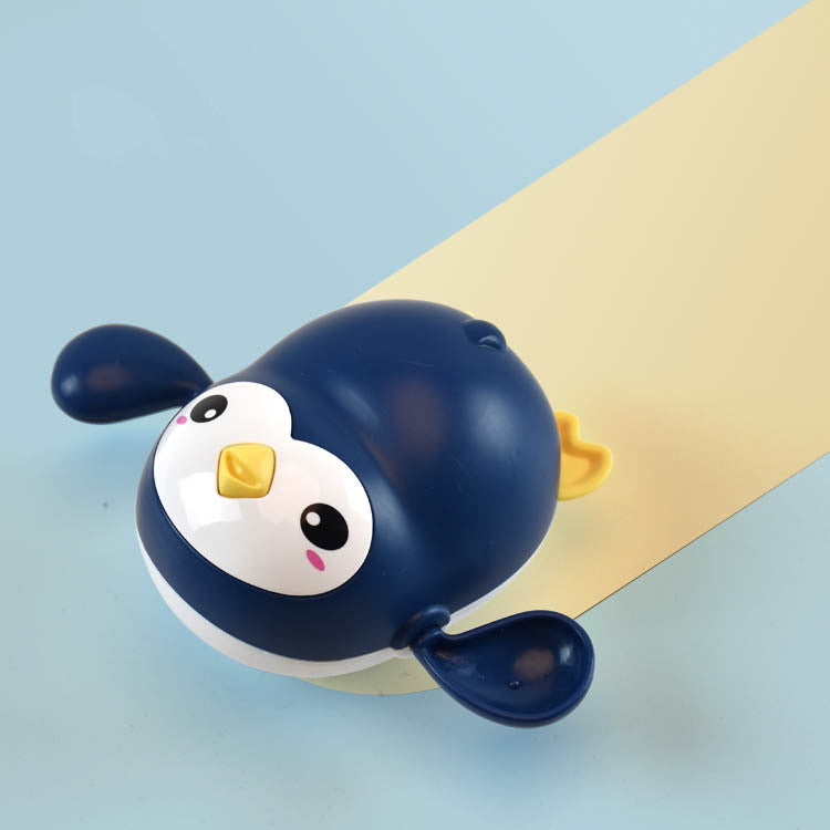 Wind-up swimming penguin bath toy – view 2