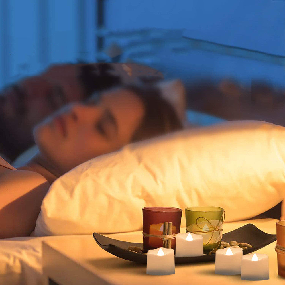 Flameless warm white LED tea light candle – view 2