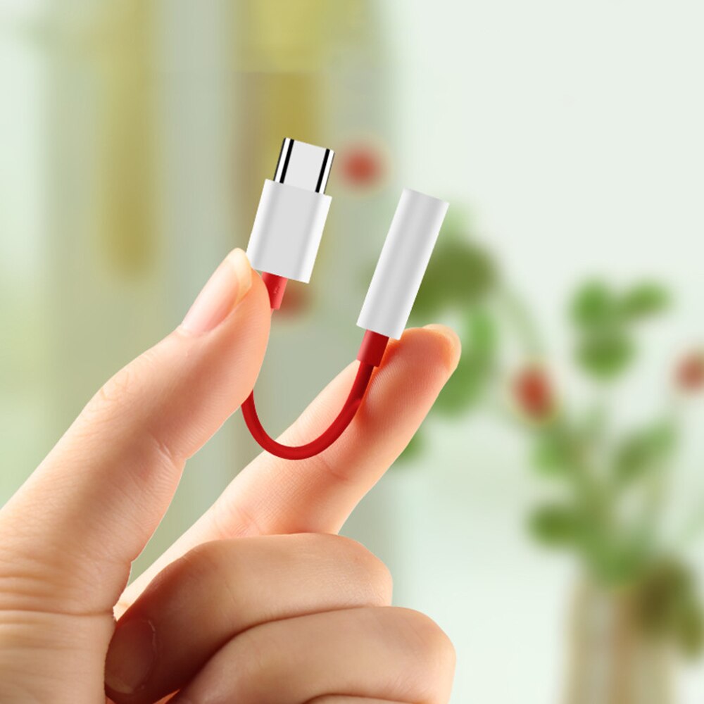 USB-C to 3.5 mm Headphone Adapter 7