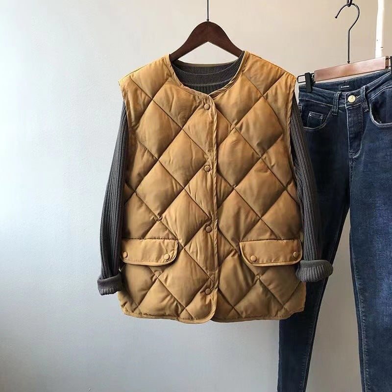Women's Quilted Puffer Vest - view 8