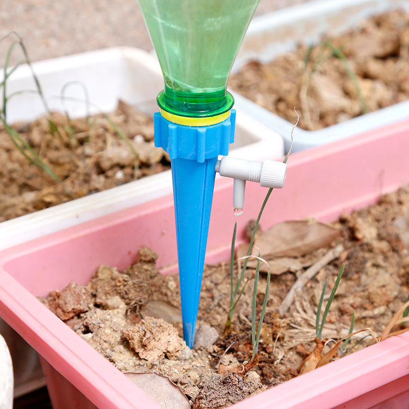 Self-Watering Drip Spikes 1