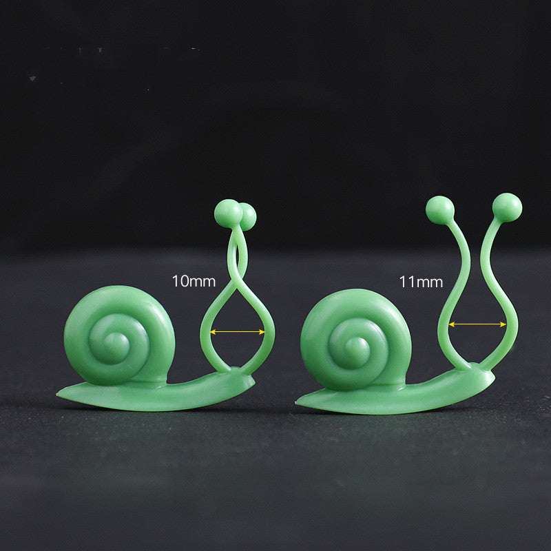 Snail Plant Climbing Wall Clips (10 Pack) 5
