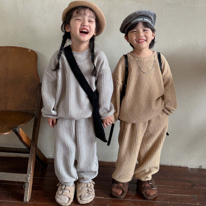Girls knitted hoodie and pants set