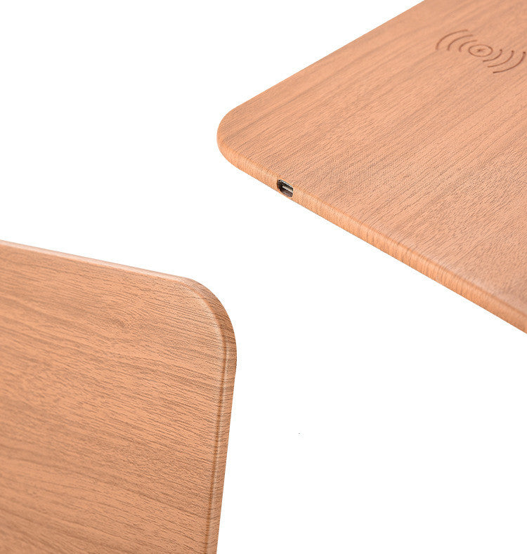 Close-up of the wood-grain mouse pad corner