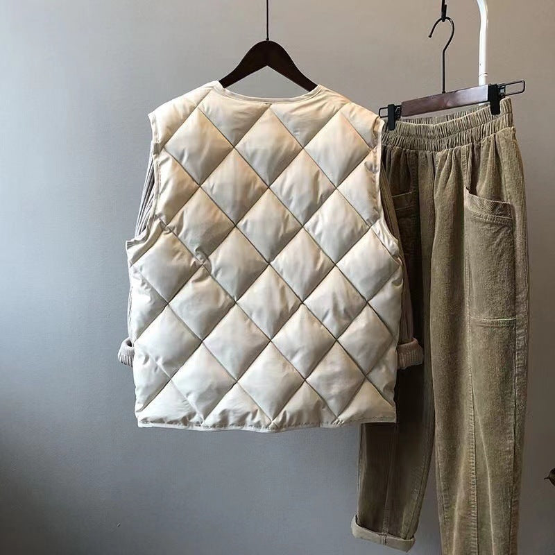 Women's Quilted Puffer Vest - view 3