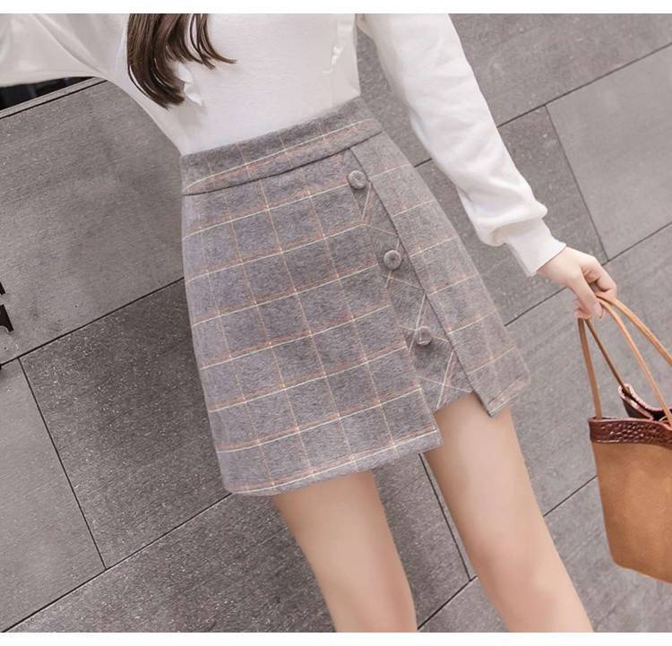 Women's Plaid Asymmetric Mini Skirt - view 4