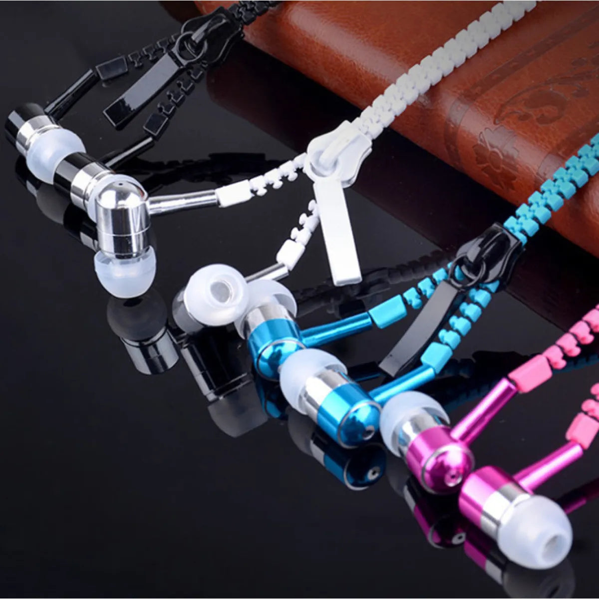Y2K glowing zipper wired earphones fashion earbuds