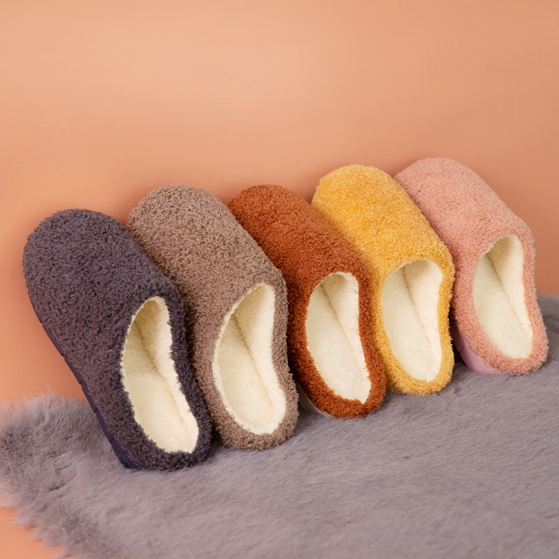 Women's fuzzy winter slide slippers – view 2