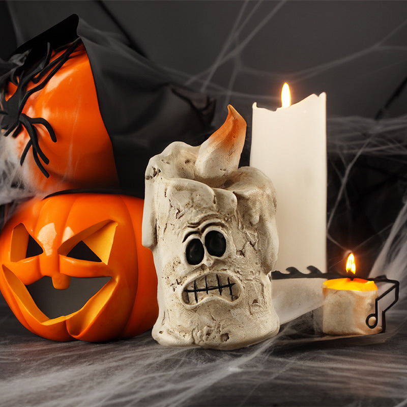 Mini Halloween figurine ornament – view 6