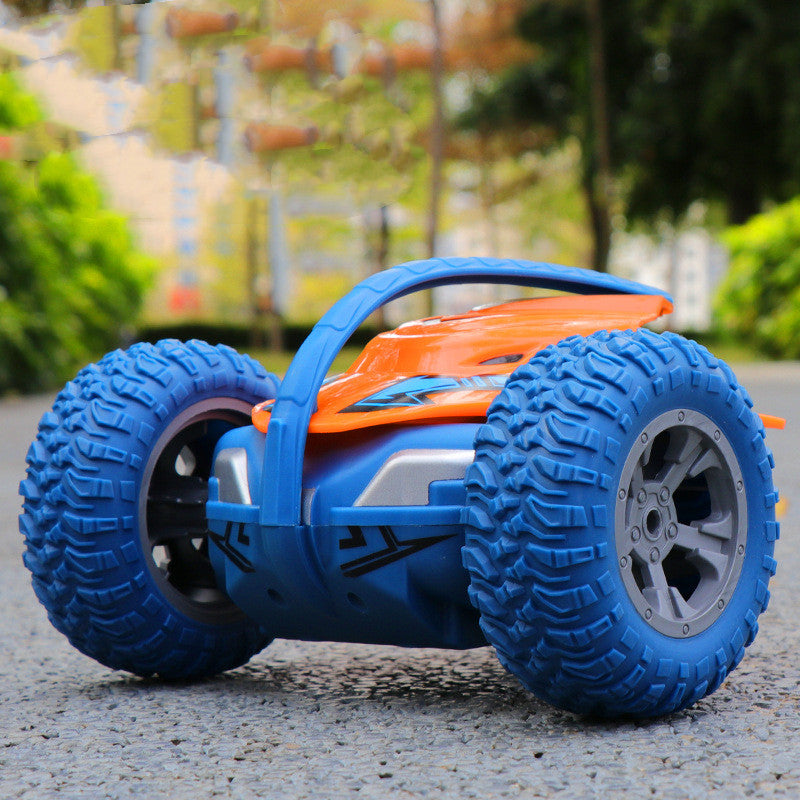 Double-sided 2.4GHz remote control stunt car – view 1