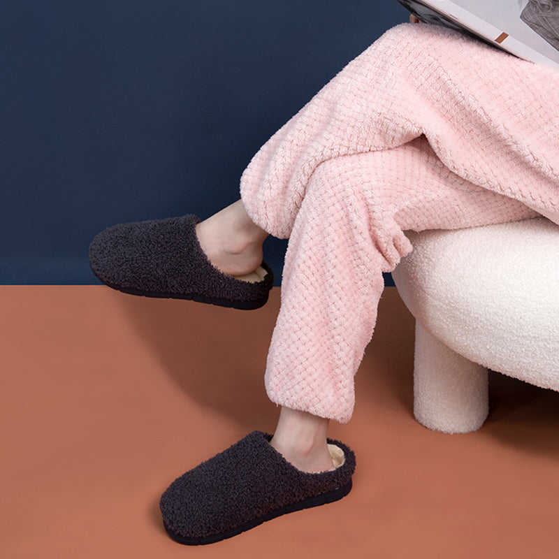Women's fuzzy winter slide slippers – view 4