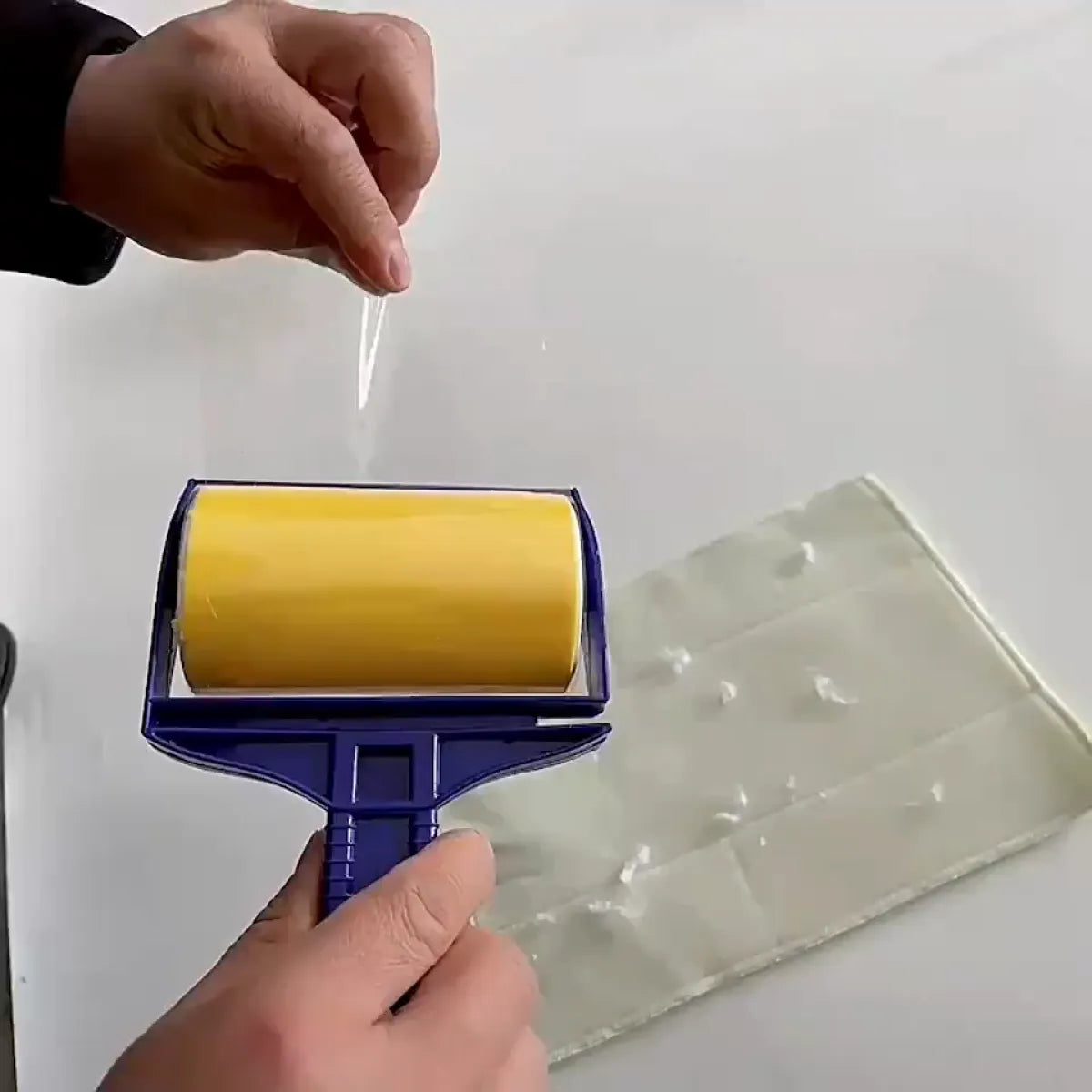 Washable reusable lint and pet hair remover roller