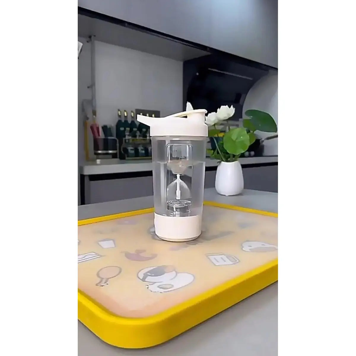 USB rechargeable electric protein shaker bottle 400ml mixing cup